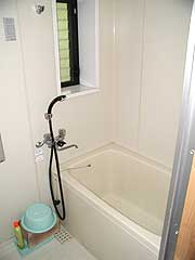 �o�X���[��